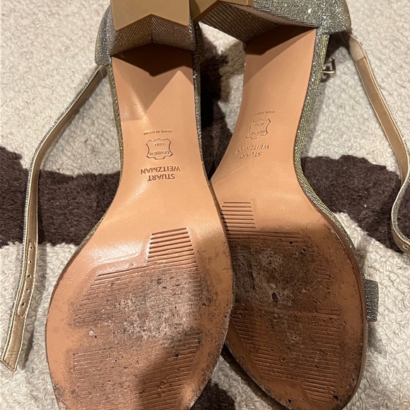 Stuart Weitzman Nearlynude strappy block heel sandal in silver size 9 - Picture 4 of 4